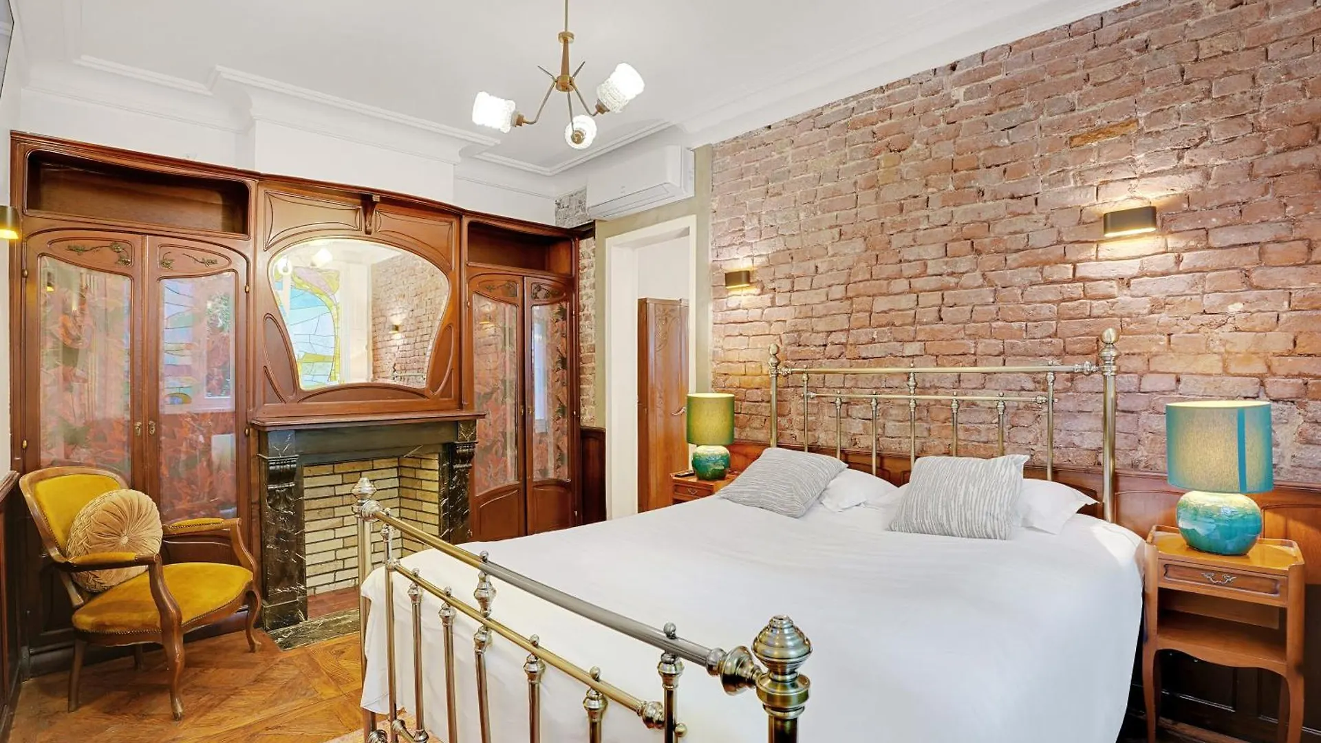 Exceptional - 3br-8p - Pantheon Apartment